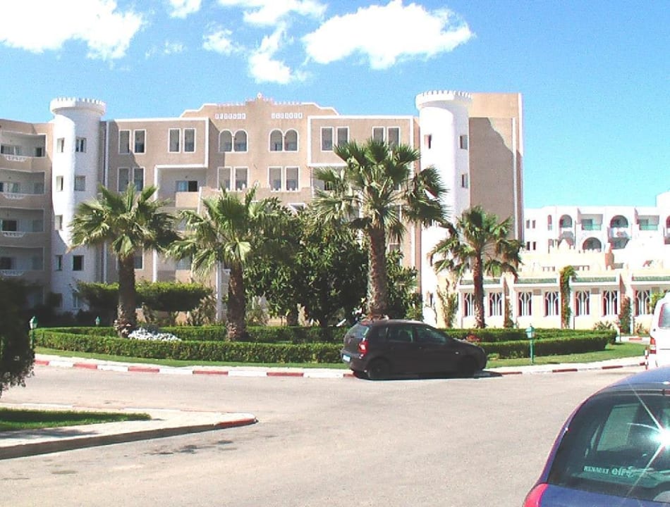 Hotel von der Einfahrt Mahdia Beach & Aquapark