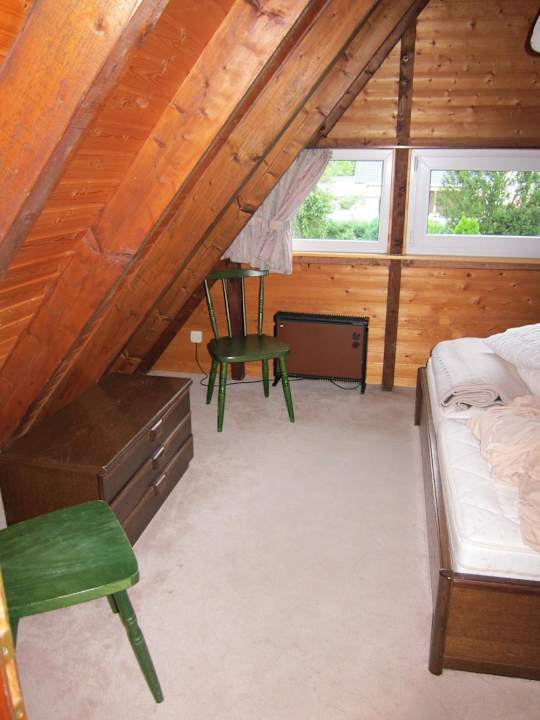 Schlafzimmer 1: mit Ehebett Ferienhaus Quante