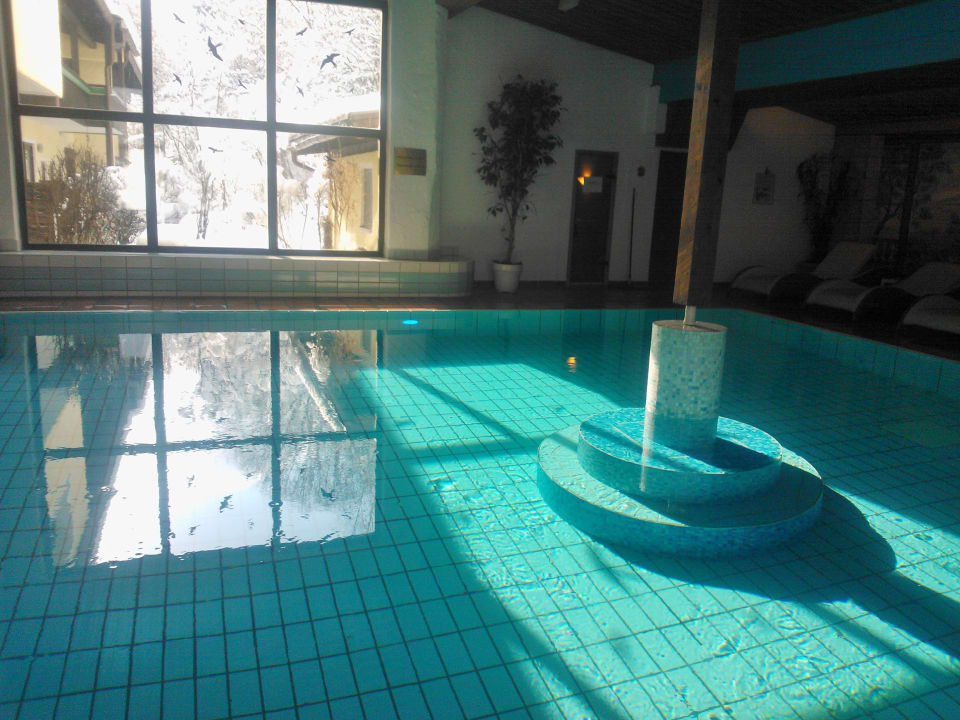 Schwimmbad mit Massage, Gegenstrom etc. Sporthotel Wilder Kaiser
