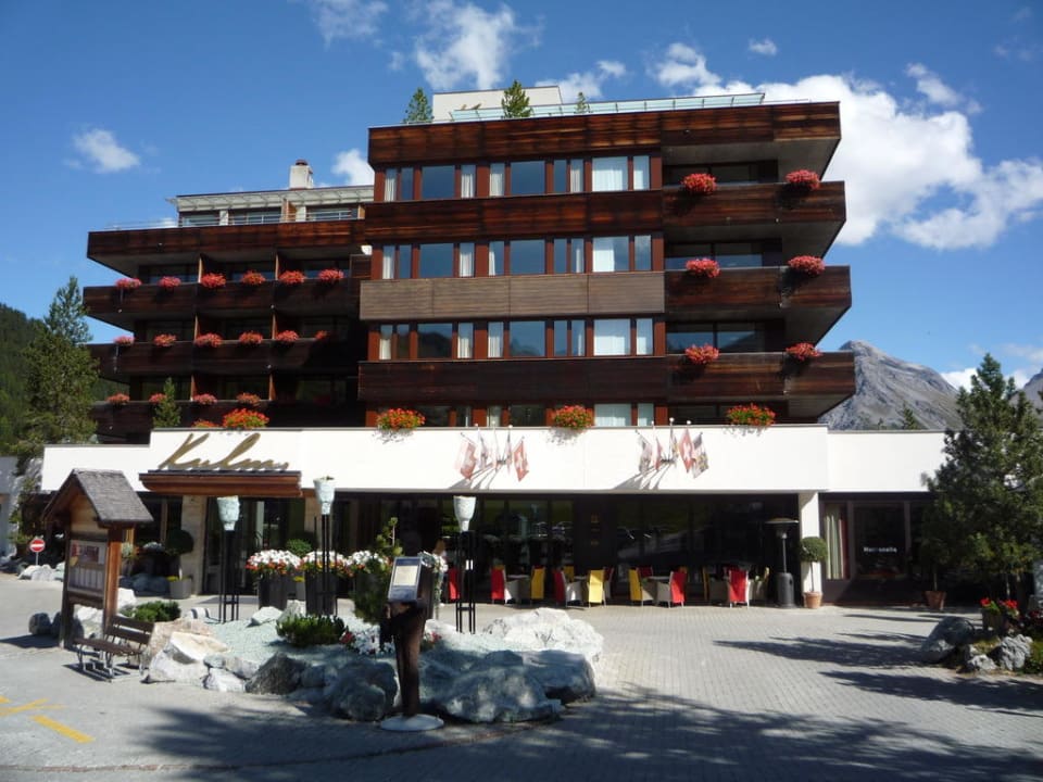 Außenansicht The Grand Arosa Pop-up Hotel