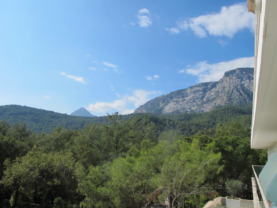 Auf die Berge Nirvana Mediterranean Excellence