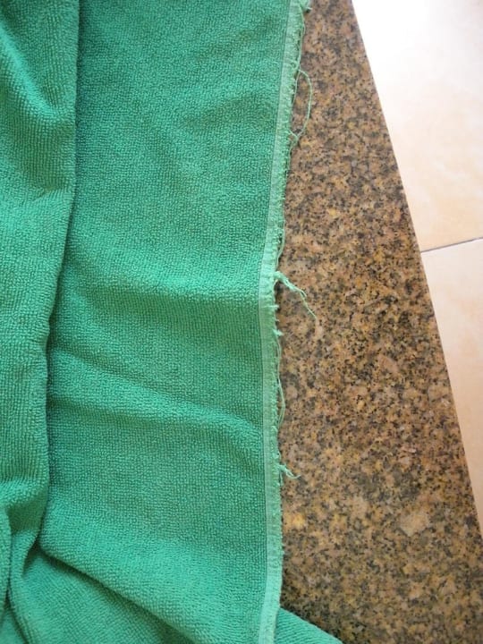 Ausgefranstes Badetuch Bungalows Cordial Sandy Golf