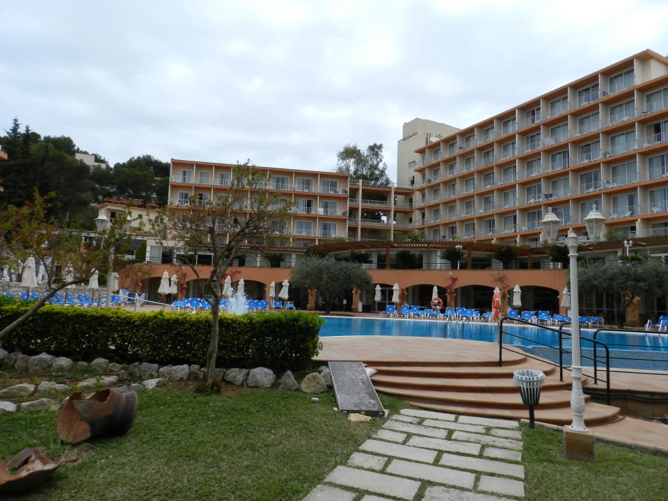 Hauptgebäude Valentin Grand Park Suite Hotel