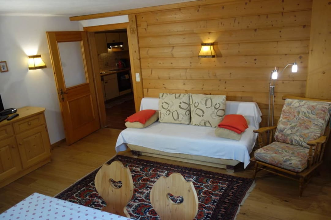 Wohnzimmer / living room Appartement Brunnenhof