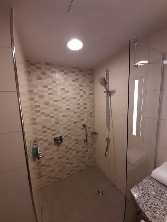 Zimmer Hampton By Hilton Munich City Center East