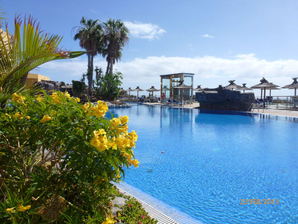 Doppel-Fahrstuhl am Pool AluaVillage Fuerteventura