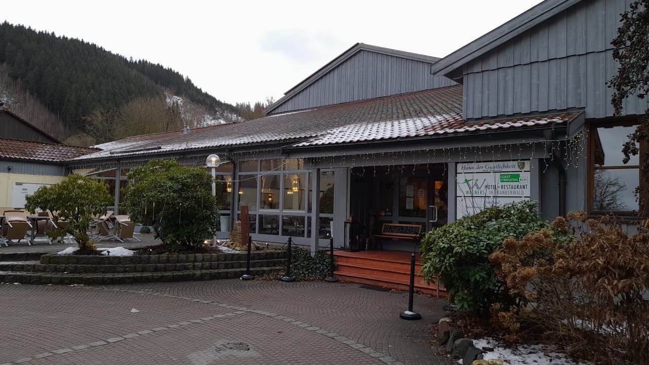 Außenansicht WAGNERS Hotel im Frankenwald