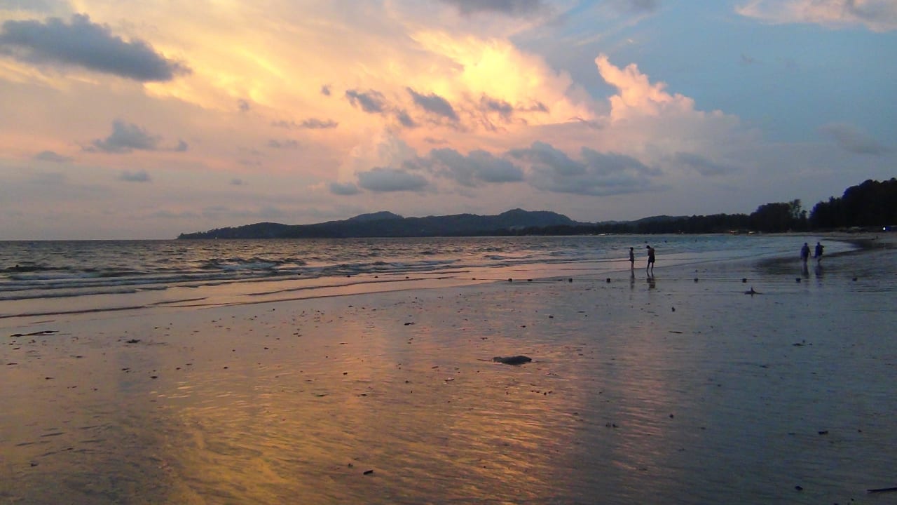 Sonnenuntergang am Hotel-Strand Best Western Premier Bangtao Beach Resort & Spa