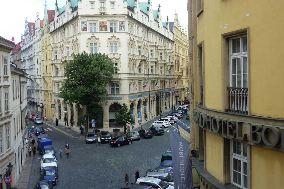 Blick aus dem Fenster Hotel Golden Angel