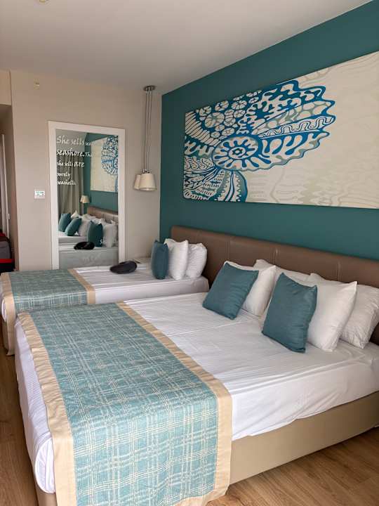Zimmer Seashell Resort