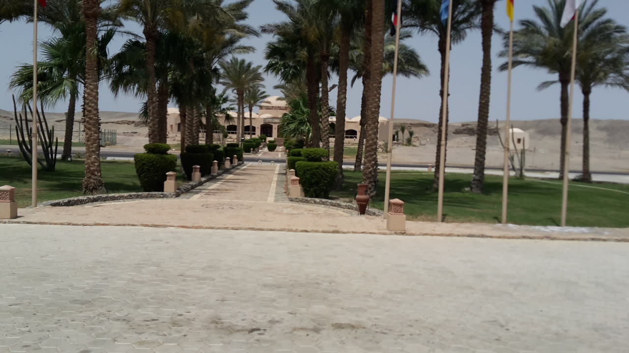 Andere Strassenseite Shams Alam Beach Resort