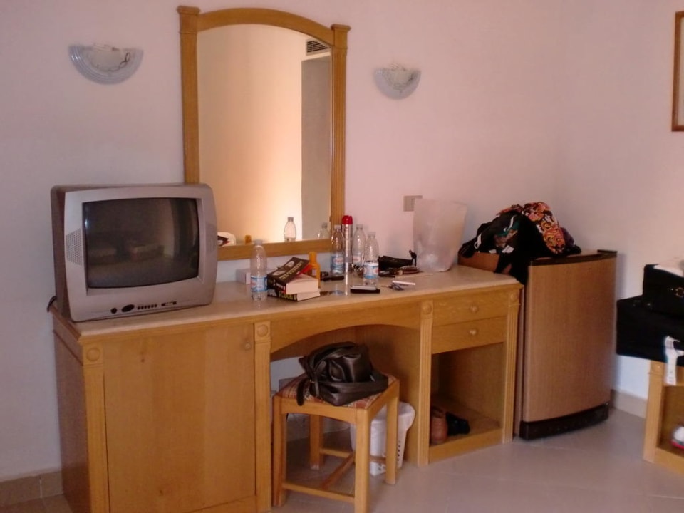 Wohn-und Schlafbereich Pickalbatros Alf Leila Wa Leila Resort - Neverland Hurghada