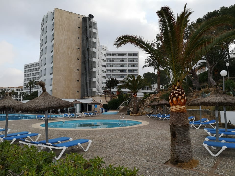 Pool Hotel Vibra Beverly Playa