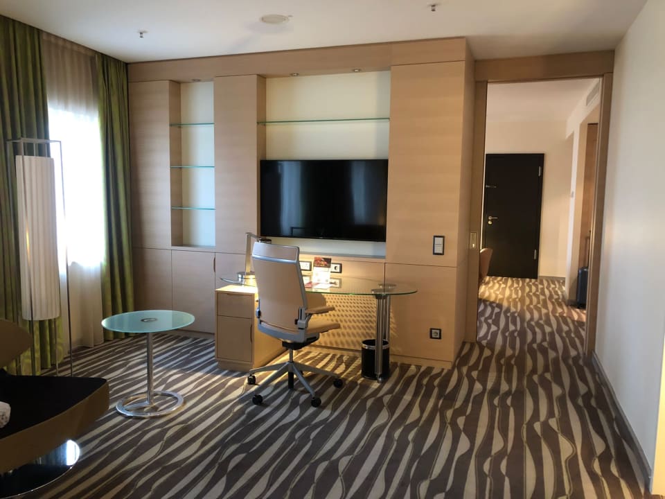 Zimmer Hilton Frankfurt Airport