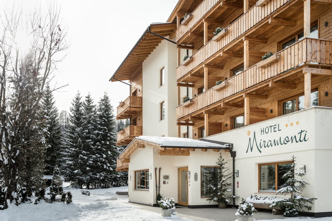 Außenansicht Hotel Miramonti