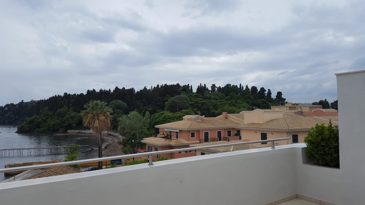 Ausblick Mon Repos Palace - Adults only