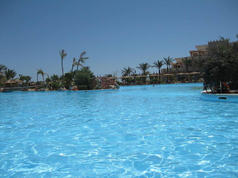 Oase der Abkühlung Pickalbatros Palace Resort
