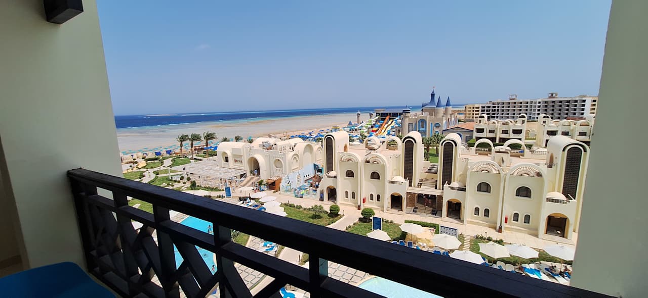 Ausblick Gravity Hotel & Aquapark Sahl Hasheesh