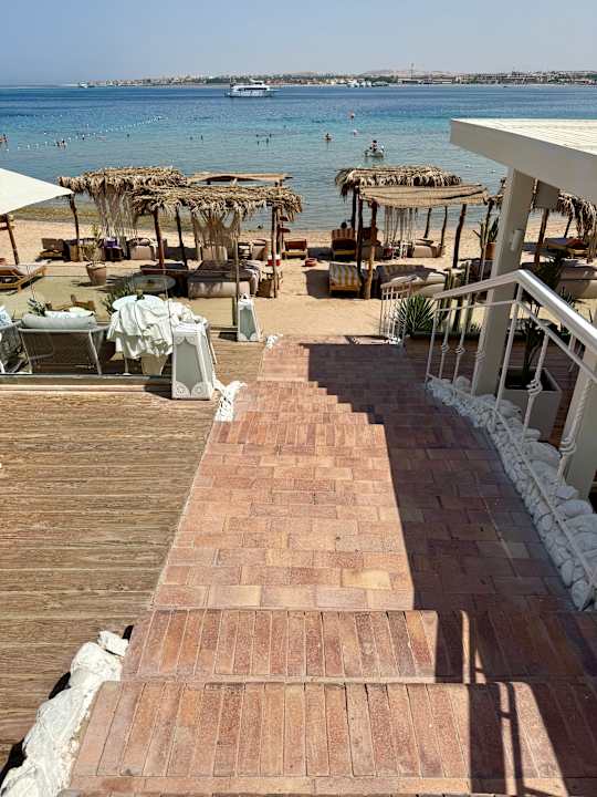 Strand Fort Arabesque Resort, Spa & Villas