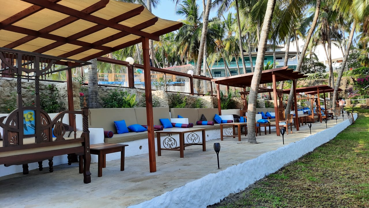 Gartenanlage PrideInn Flamingo Beach Resort & Spa