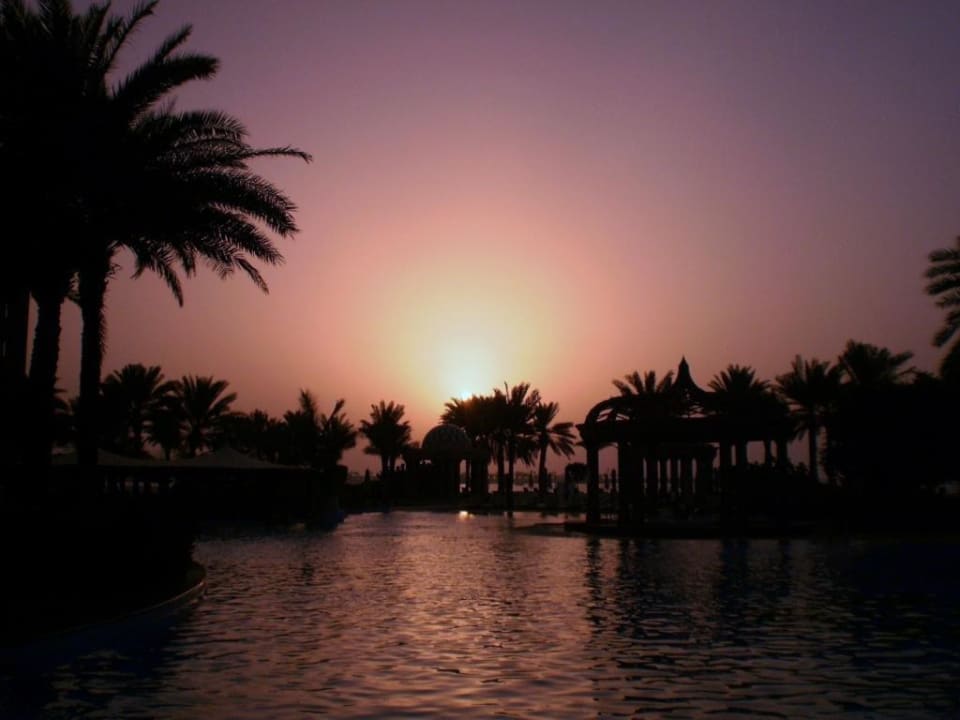 Sonnenuntergang - wie ein Märchen aus 1001er Nacht Emirates Palace Mandarin Oriental
