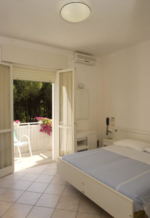 Hotel San Domenico Pinarella Vacanze Urlaub Holiday Hotel San Domenico