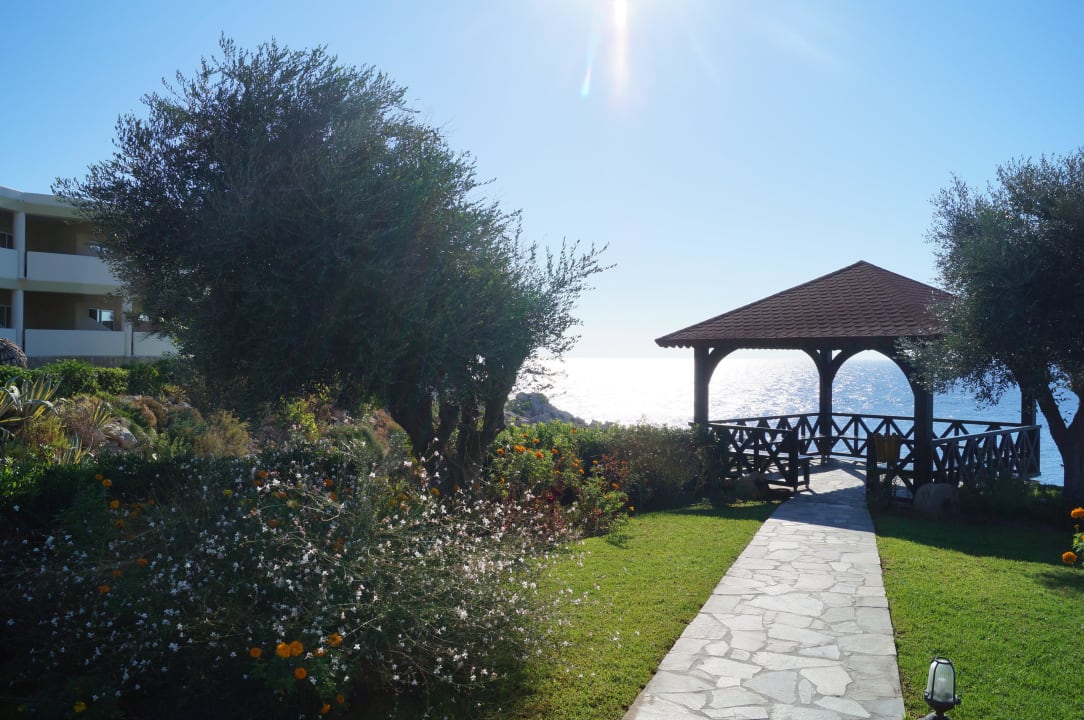 Gartenanlage Hotel Kalithea Horizon Royal