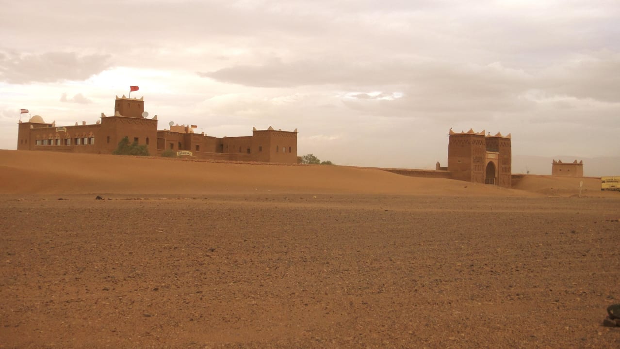 In der Wüste  Stargazing Hotel SaharaSky