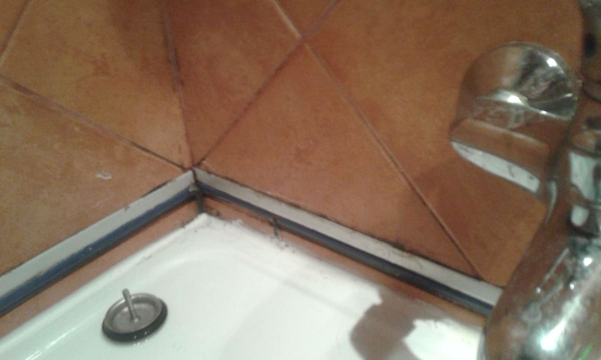 Die Badewanne schimmelt Royal Park Hotel & Aqua park