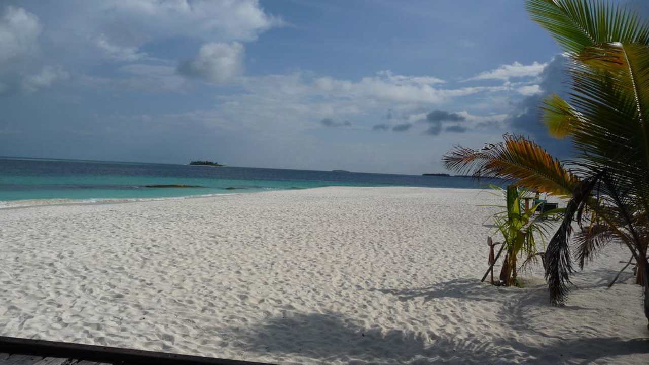 Strandimpressionen NH Collection Maldives Reethi Resort