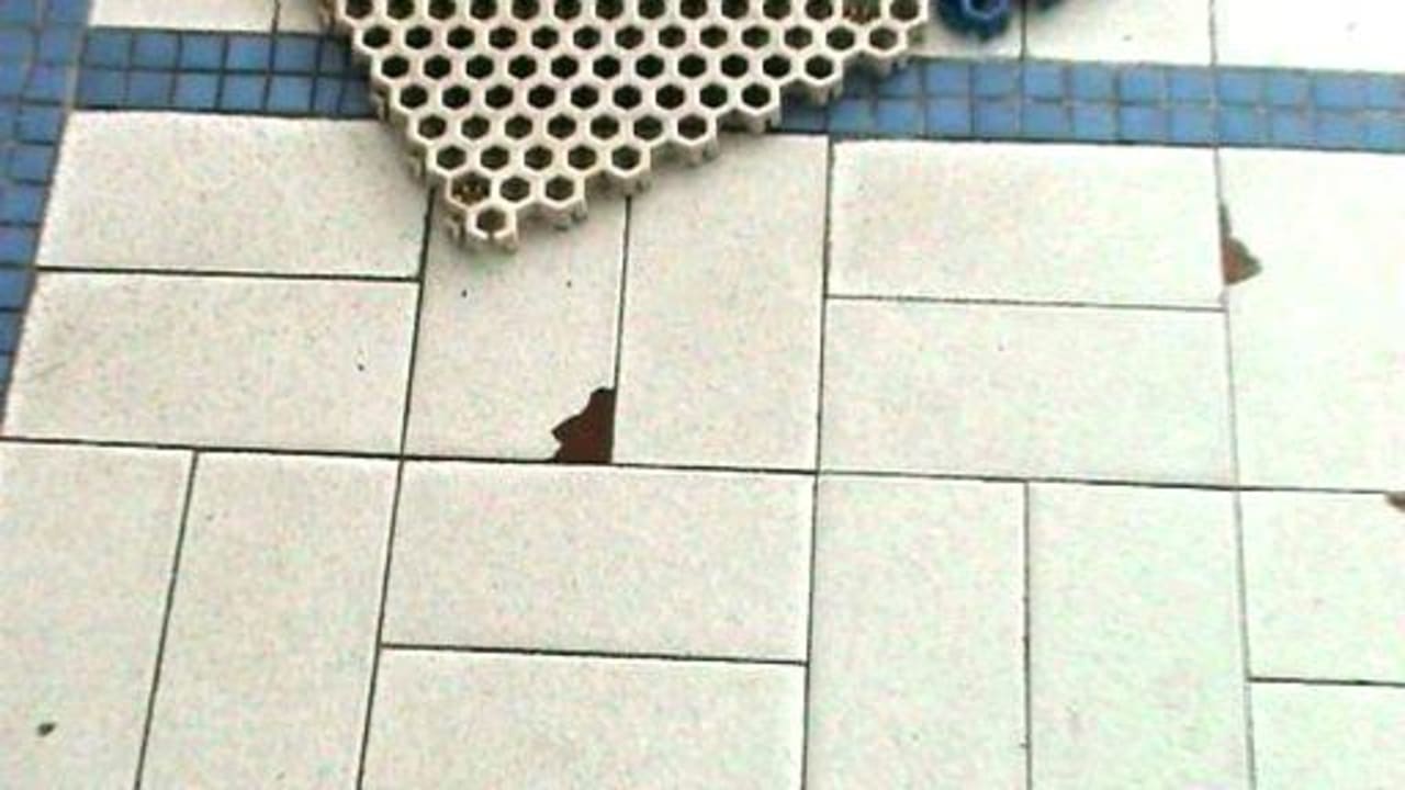 Boden im Hallenbad Hotel Marhaba Palace