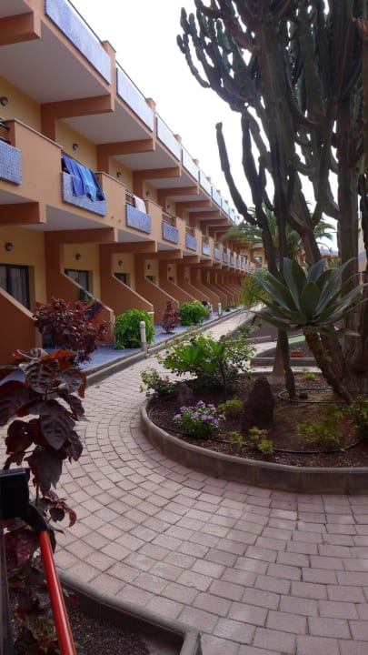 Innenbereich zwischen Komplexen KN Matas Blancas Hotel - Adults only