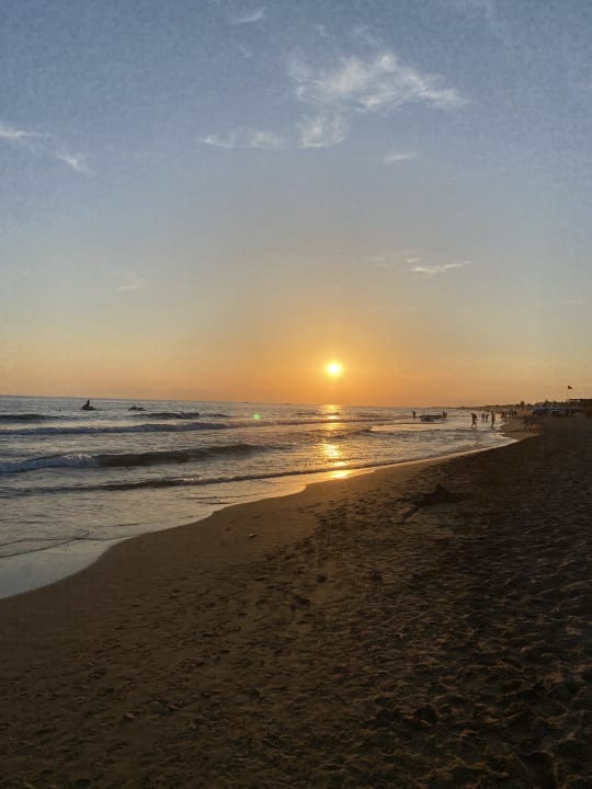 Strand Alba Queen Hotel