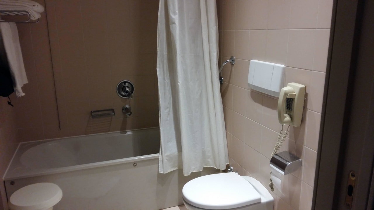 Blick ins Badezimmer Grand Hotel San Marino