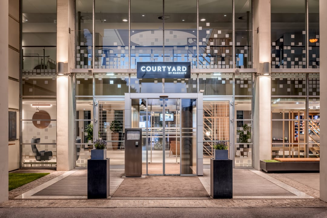 Außenansicht Hotel Courtyard by Marriott Linz