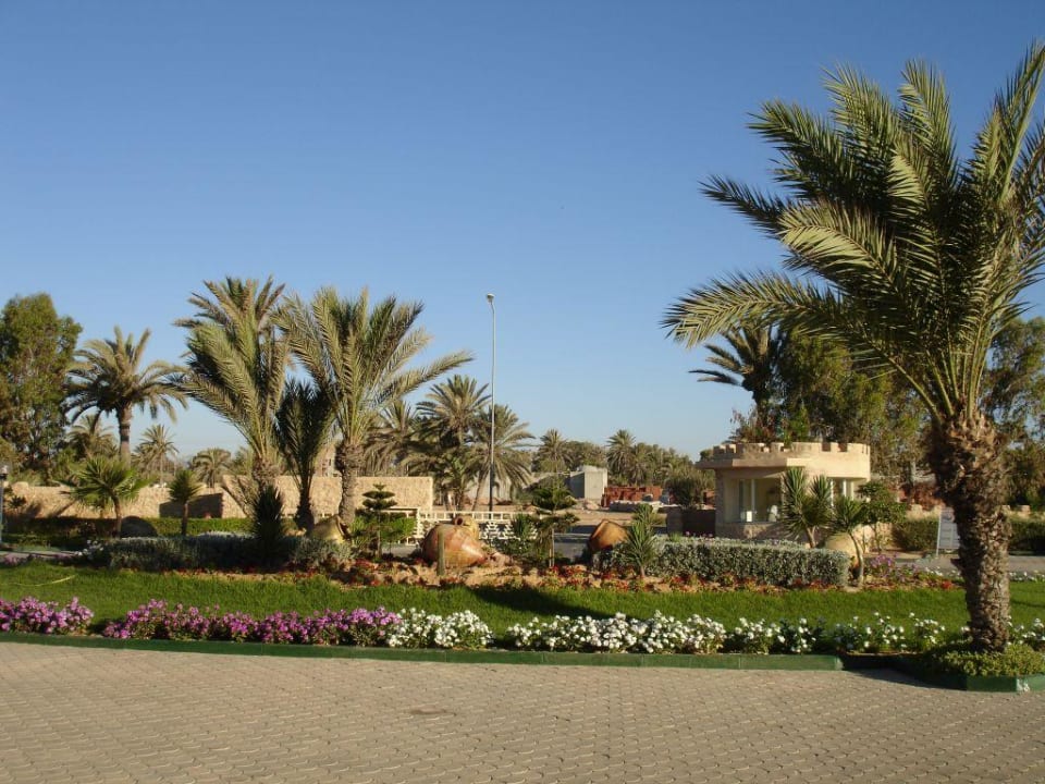 Einfahrt zum Hotel Castille Djerba Castille