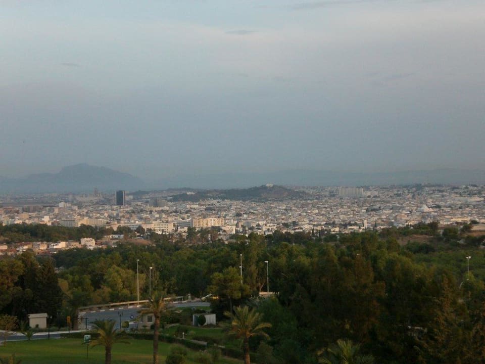Aussicht vom Balkon über Tunis Sheraton Tunis Hotel & Towers