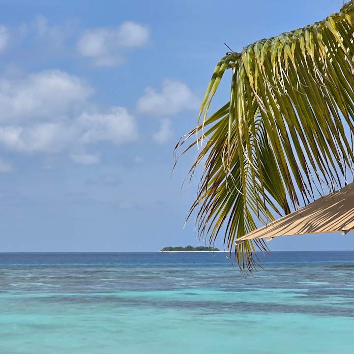 Strand Kuredhivaru Resort and Spa, Maldives