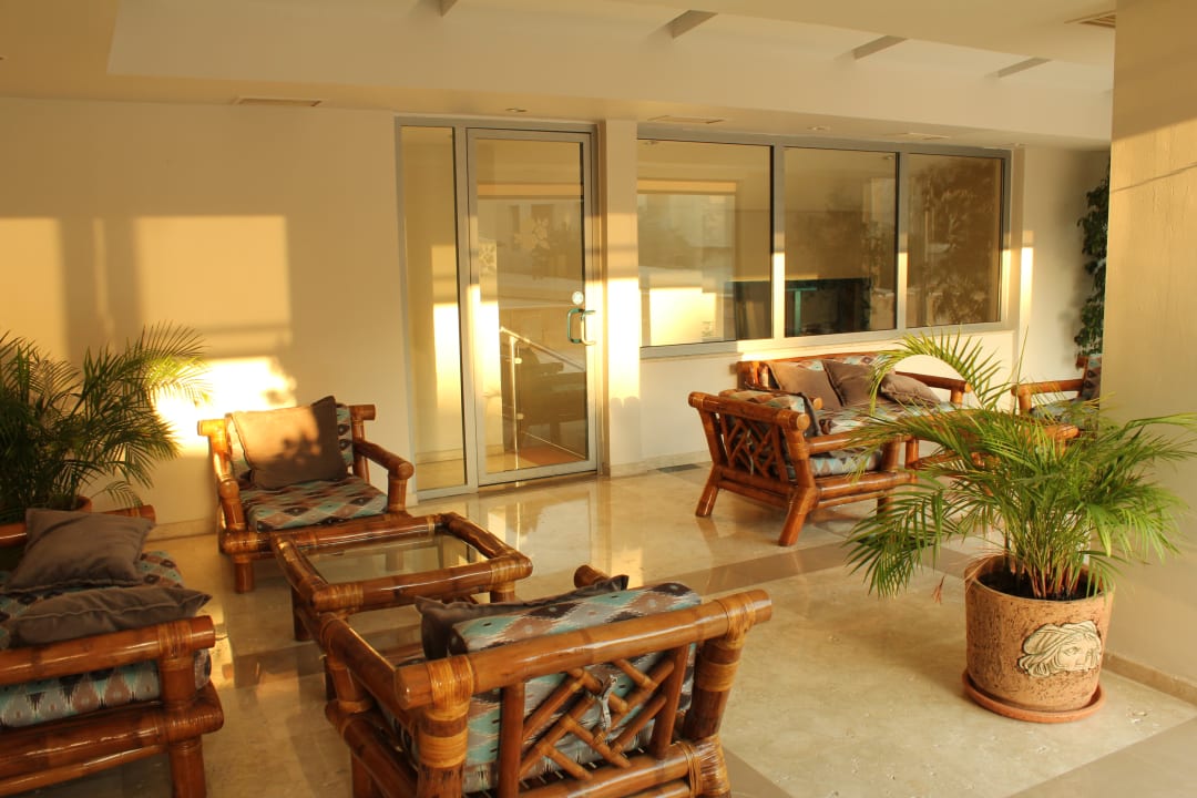 Lobby Le Jardin Resort