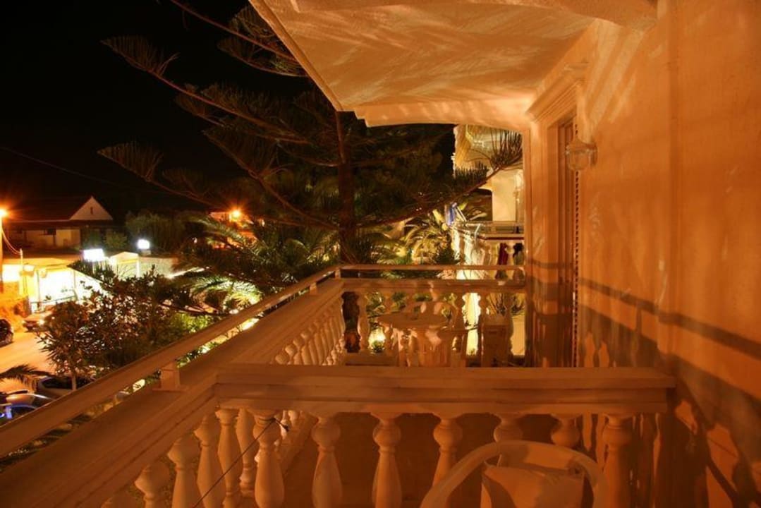 Taras Karras Grande Resort