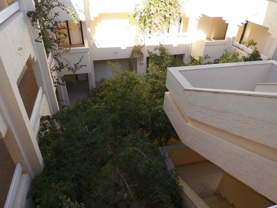 Der Innenhof Iberostar Waves Mehari Djerba