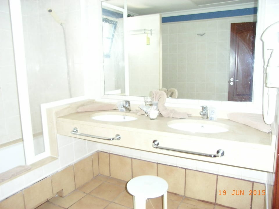 Waschbecken HD Apartamentos Pueblo Marinero