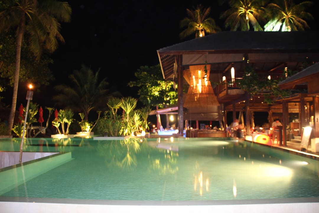 Pool am Abend Anantara Rasananda Koh Phangan -  Villas
