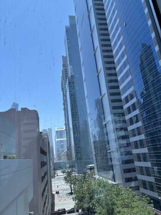 Ausblick Rose Rayhaan by Rotana