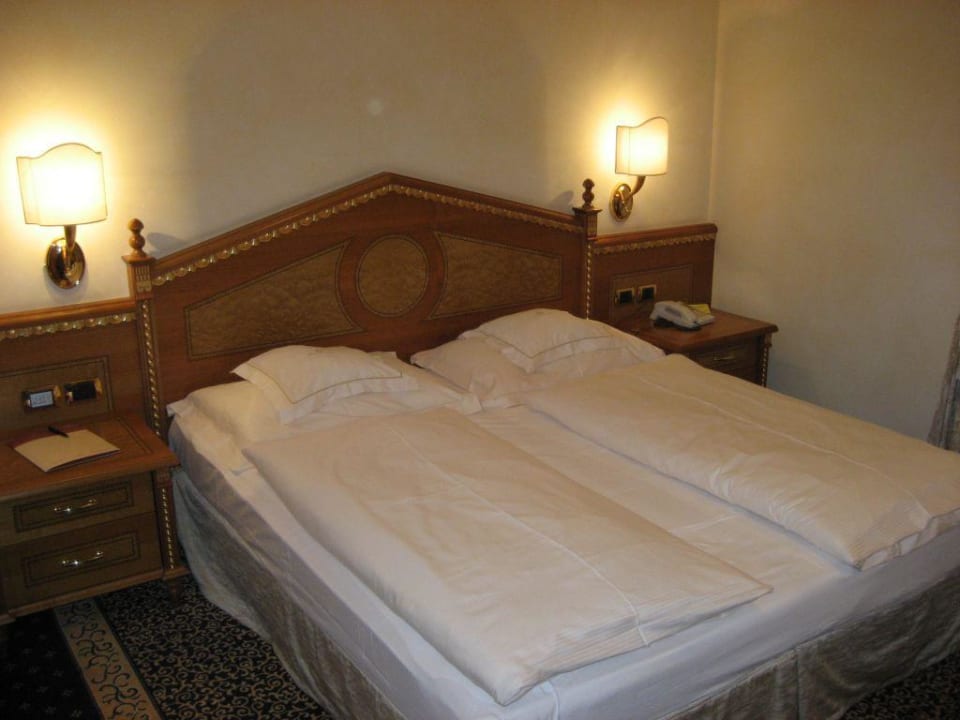 Zimmer 102 Cityhotel Goldener Adler B&B