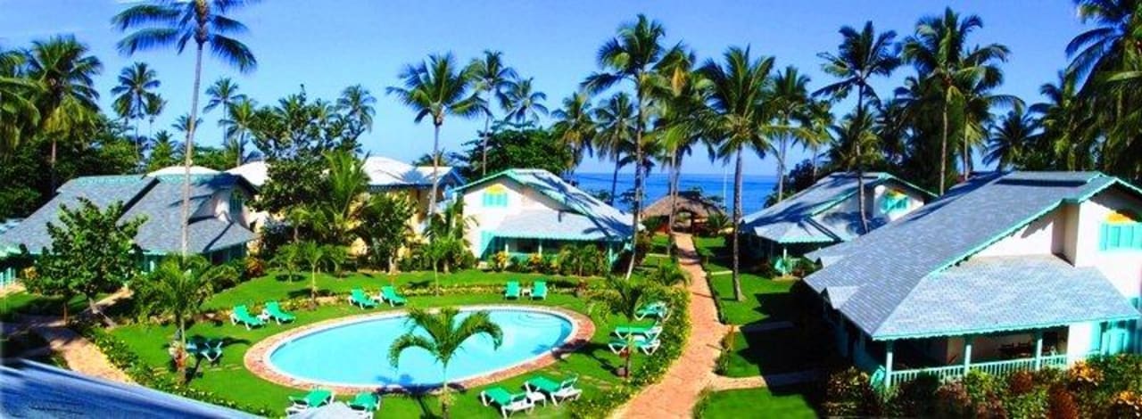 Piscina desde el sur Las Palmas al Mar Residence