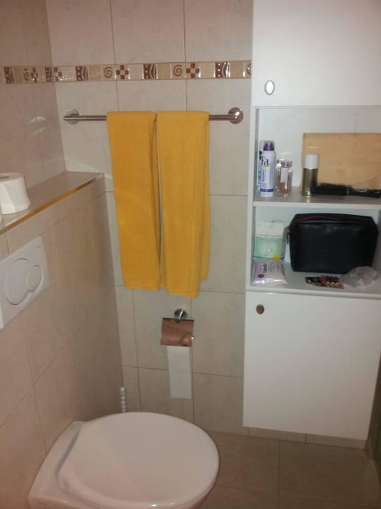 Sehr modernes Bad Hotel Atlantic Beach Club