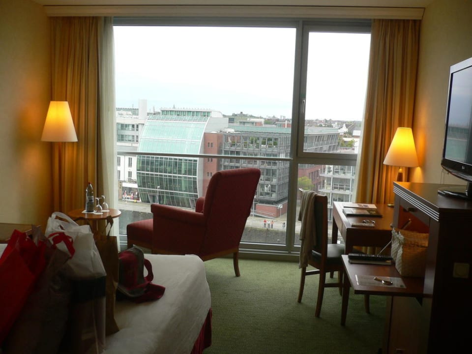 Panoramafenster Hotel Courtyard by Marriott Düsseldorf Hafen