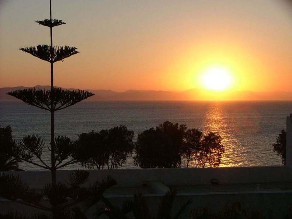 Sonnenaufgang TUI BLUE Oceanis Beach and Spa Resort