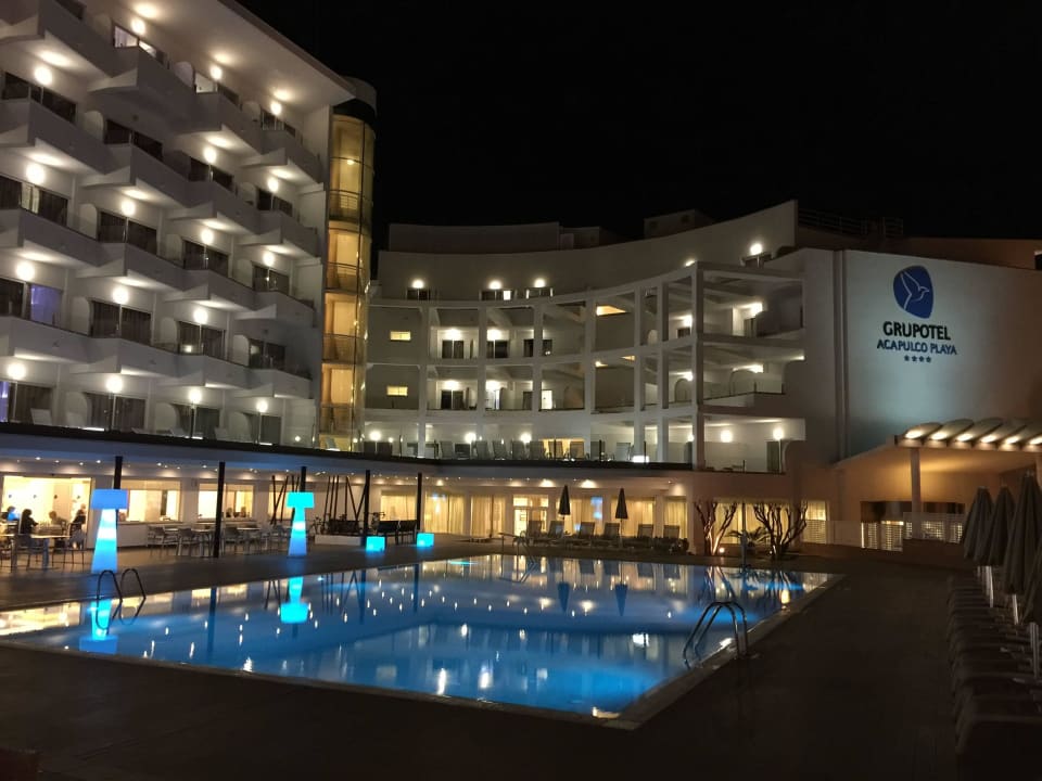 Außenansicht Pool Grupotel Acapulco Playa - Adults Only